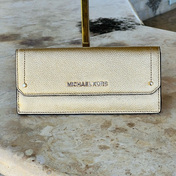 Michael Kors xlarge chain gold signature tote&wallet pale gold NWT - Picture 10 of 15